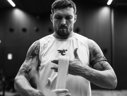 фото - Усик и Дюбуа проведут реванш 12 июля на Уэмбли — источник