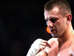 фото - Томаш Адамек против Эрика Молины: начало апреля