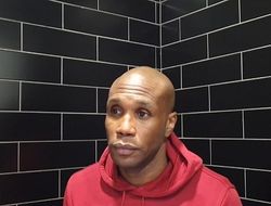 фото - Усик против Фьюри — мнение тренера Чжилеи