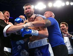 фото - Тони Беллью определился с «бойцом года» и «нокаутом года»