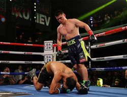 фото - Несостоявшийся оппонент Сергея Ковалёва Бектемир Меликузиев забил Моргана Фитча (+ видео)