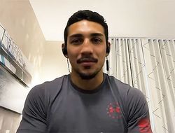 фото - Меня раздражает Ломаченко, наконец-то смогу нанести ему урон — Теофимо Лопес