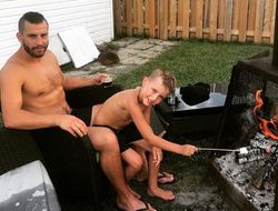 фото - Вести из соцсетей: Деревянченко спаррингует с сыном, Шелестюка избивает ученица, Адамек скрывается в пучине