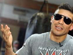 фото - Мартинес: «Соглашаемся на все условия Котто, иначе он сведёт нас с ума»