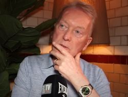 фото - Усик–Фьюри — отбой на 2023-й. Уоррен интригует следующим боем Тайсона