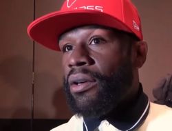 фото - Мейвезер накинул на Канело и заявил, что лучшие бойцы — чёрные