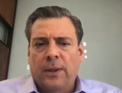 фото - Президент WBC рассказал, когда Бенавидес получит бой с Канело