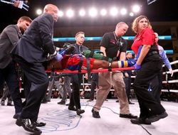 фото - Проигравший нокаутом американец Патрик Дэй в «чрезвычайно критическом состоянии»