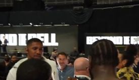 «Ему пи**ец страшно». Уайлдер столкнулся с Джошуа после победы над Чисорой