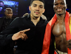 фото - Ричард Комми – Теофимо Лопес: прогноз Василия Ломаченко