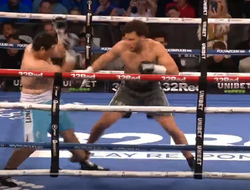 фото - Досрочные победы супертяжей Итаумы и Лангберга: видео