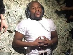 фото - Воры забрались в дом находившегося в отъезде именинника Мэйуэзера