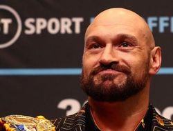 фото - Фьюри засобирался на чемпионат мира по футболу, а критикам Чисоры советует «сосать»