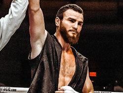 фото - Проспект среднего веса из РФ вынужден срочно завершить карьеру