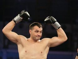 фото - Кристиан Хаммер: «Надеюсь, Фьюри не струсит снова в день боя»
