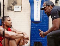 фото - Дерек Чисора нашёл себе нового управляющего вместо Хэя