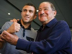 фото - Боб Арум: Ломаченко — это возвращение к Али