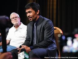 фото - Спенс струсил драться с Пакьяо и симулировал травму? Мнение Мэнни