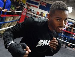 фото - Уилли Монро перебоксировал Джона Томпсона