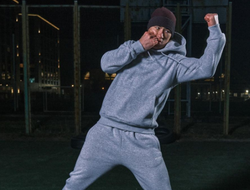 фото - Головкин напомнил об Ахмедове, Берланга рапортует о 2-х миллионах, а у Бивола юбилей — соцсети 