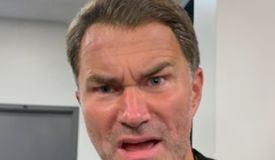 «Это ё****й герой!» Хирн в восторге от достижения Далтона Смита