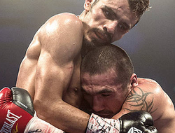 фото - Послематчевые комментарии Дениса Шафикова и его менеджера Олега Богданова