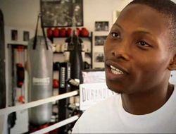 фото - Золани Тете на выезде «апсетнул» Хуана Карлоса Санчеса