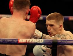 фото - Хэттон-младший бьёт мешков, Теннисона жахнул заезжий мексиканец