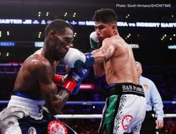 фото - Де Ла Хойя: У Майки Гарсиа нет шансов побить Эррола Спенса