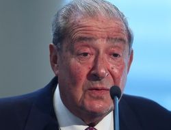 фото - Боб Арум рассказал, почему Кроуфорд и Спенс до сих пор не подрались