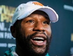 фото - Против Мейвезера выдвинули иск. Говорят, жульничал с криптовалютой