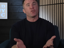 фото - Адесанья выступит на UFC 300. Экс-претендент объяснил, почему «это очевидно»