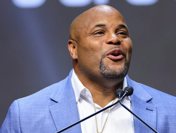 фото - Топ-5 самых зрелищных бойцов UFC по версии Даниэля Кормье