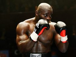 фото - Несостоявшийся оппонент Усика ушёл к Бобу Аруму