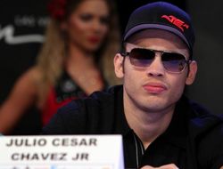 фото - Бой Джейкобс-Чавес на грани срыва — виной всему «Сын Легенды»