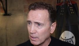 «Он недостаточно хороший боксёр». Британский тренер о бое Усика с Уайлдером