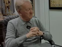 фото - «Хочу увидеть бой Кабайела с Усиком». Промоутер будет добиваться боя за титул