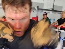 фото - Вы увидите лучшего Канело, Кроуфорд будет нокаутирован — тренер