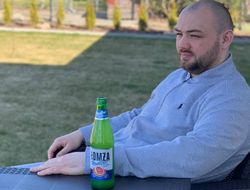 фото - Адам Ковнацки: Тело «нормального мужика» — модный тренд лета-2019!