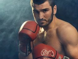 фото - Артур Бетербиев и Энрико Кёллинг на открытой тренировке: видео