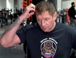 Александр Емельяненко оценил Сантоса и сделал прогноз на бой — уже 27 ноября
