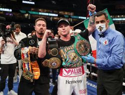 фото - Эдди Хирн назвал «идеальный бой» для Канело