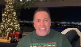 «Готов поставить свою мошонку». Оскар Де Ла Хойя раскритиковал планы Zuffa Boxing