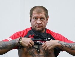 фото - Емельяненко пил за неделю до боя с Исмаиловым — Харитонов