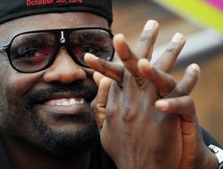 фото - Пухлый Дерек Чисора победил бразильца Марсело Насименту