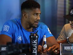 фото - Тренер Джошуа высказался по поводу боя с Уайлдером