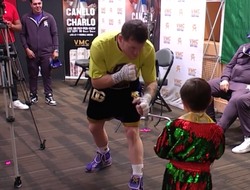 фото - Канело определился с оппонентом на май. И это не Чарло — СМИ