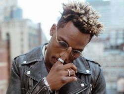 фото - Жермалл Чарло не суетился бы по рингу с Головкиным, как Альварес — тренер