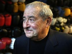 фото - Усик против Фьюри, а победитель — на Джошуа? Боб Арум только «за» 