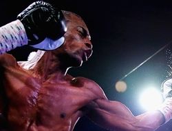 фото - Гусман взял титул IBF, обеспечив Ваке несколько нокдаунов